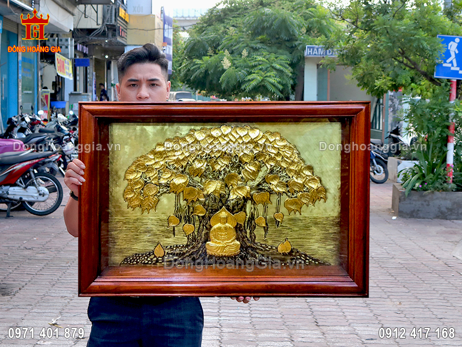 Bức tranh Đức Phật Thích Ca ngồi dưới cây bồ đề mạ vàng 24K cao cấp